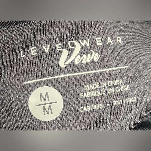 NWT Levelwear Verve Black Prism Leggings (Medium) - Picture 6 of 7